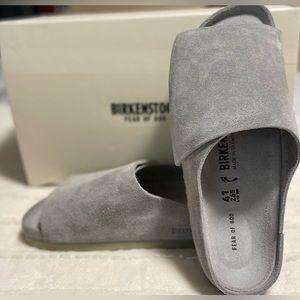Fear or Essentials: Birkenstock slippers, Selling ASAP!!